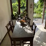 Alojamento de Acomodação e Pequeno-almoço La Madeleine De Proust Irene