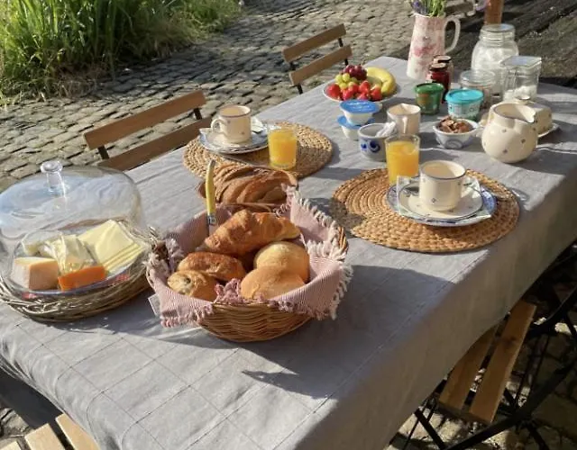 La Madeleine De Proust Irène Couette-café *